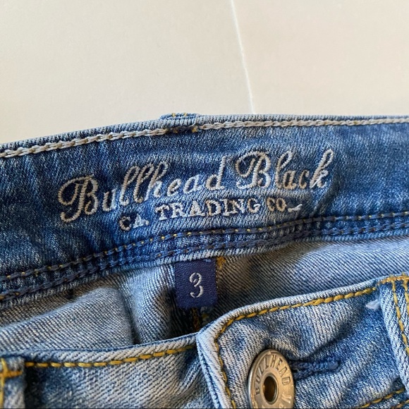 Light Wash Studded Skinny Jeans - Picture 5 of 8